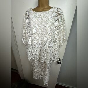 Erin fetherson White Lace Crochet Floral Cape Overlay Charming Dress 8 *SPOT*
